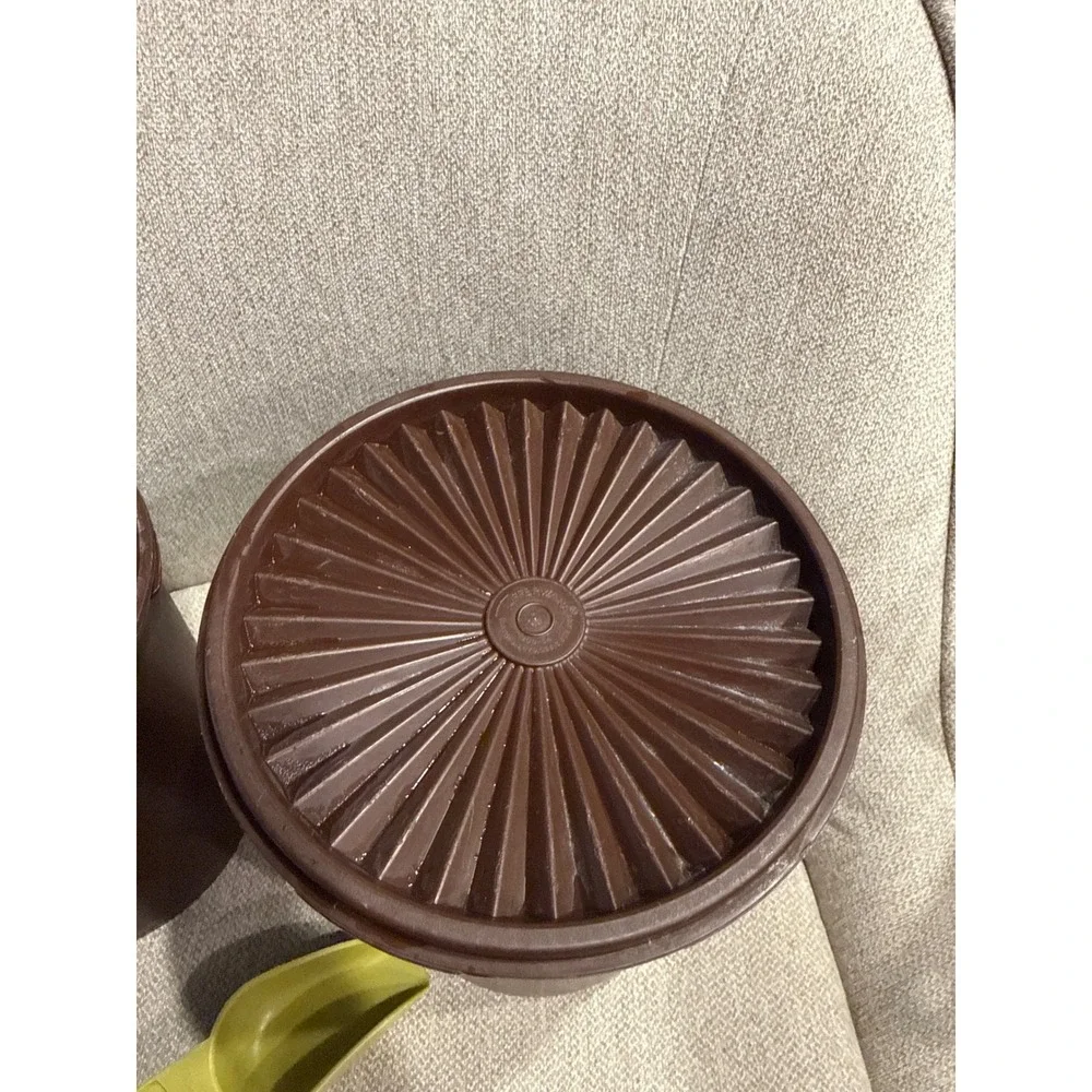 Vintage Tupperware Canister Set Brown Gold Leaf Servalier Lids 5pc Scoop Nesting